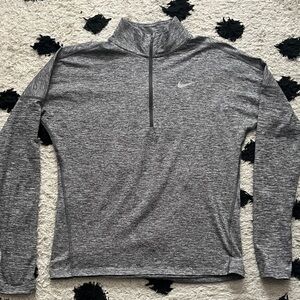 Nike Gray size small dri fit lightweight thin Quarter-Zip Top